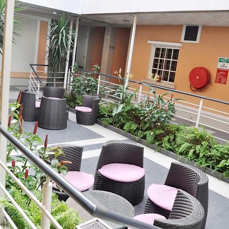 Primal Hotel Isaac John Gra Ikeja Exterior foto