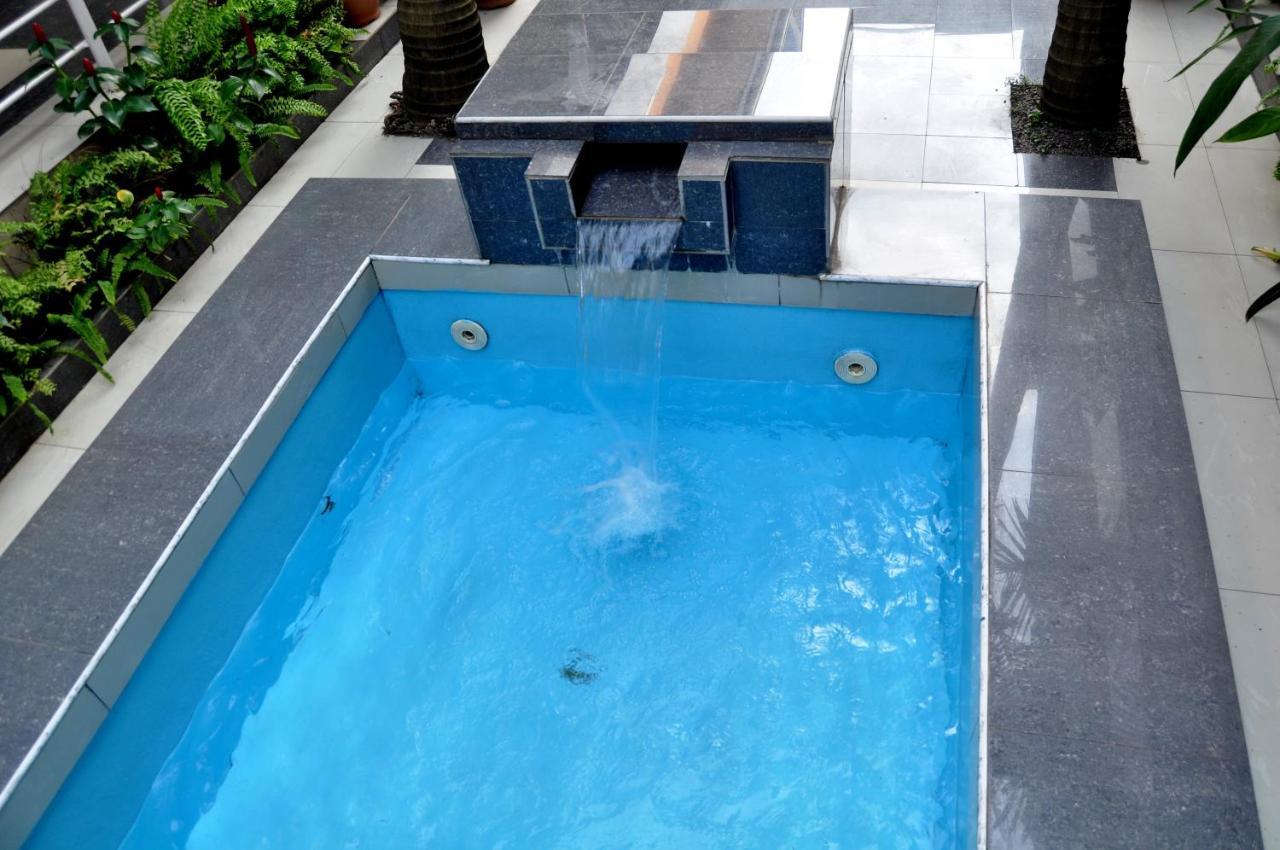 Primal Hotel Isaac John Gra Ikeja Exterior foto